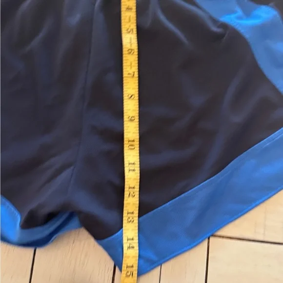 NIKE | Dry Fit Athletic Brief Lined 2 Tone shorts 
Sz Medium Blue - Picture 3 of 5